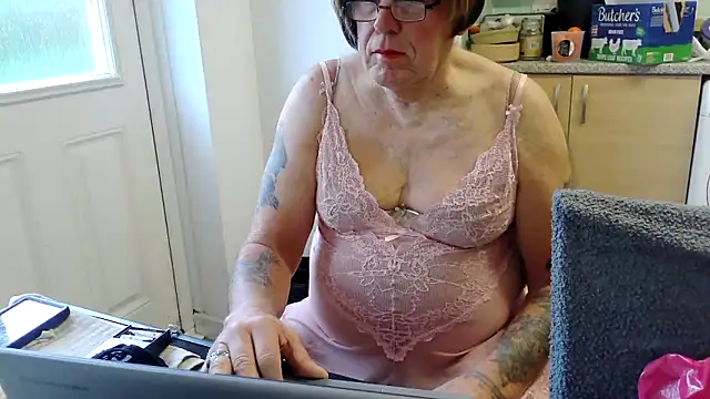 samanthasissieuk online show from February 2026 09:03:02 AM