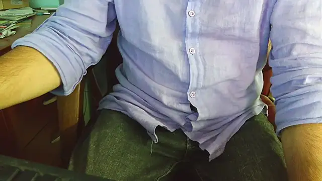 smoothandtiny online show from September 2025 07:14:02 AM