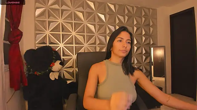 your khloe online show from December 2024 01:41:02 PM