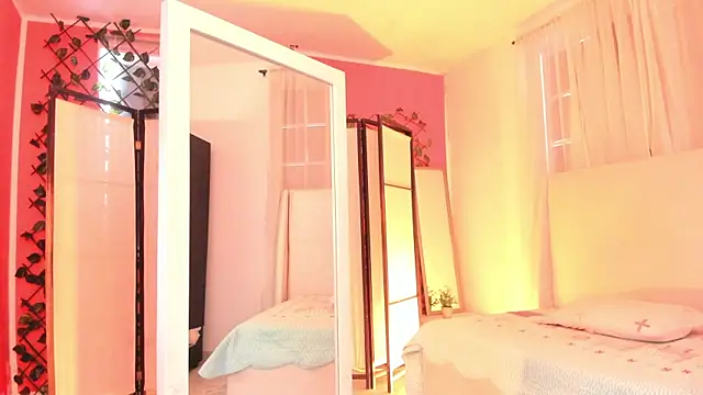 your khloe online show from October 2025 12:38:02 PM