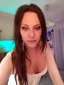 Luna Kitanna online show from January 2025 11:39:02 PM