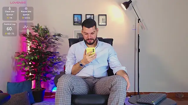 HenryBenso online show from October 2025 04:30:02 PM