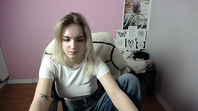 viktoria lovely online show from February 2025 10:05:01 AM