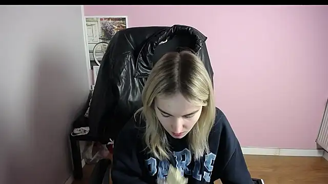 viktoria lovely online show from February 2026 06:31:01 AM