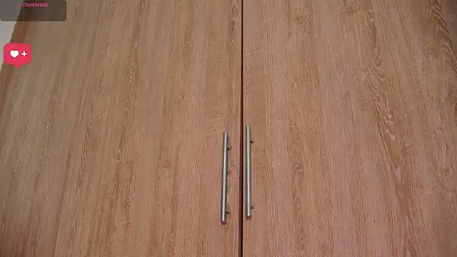 aidaadams online show from February 2026 12:00:01 PM