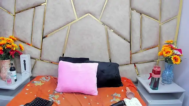 Kloe Candy1 online show from September 2025 04:34:02 AM