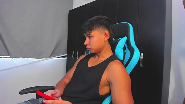 Bray Kevin online show from November 2025 03:00:02 PM