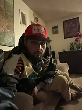 Snapshot of MrDickUdown24_7 chatting on February 2025 11:27:01 AM MrDickUdown24 7 online show from February 2025 11:27:01 AM