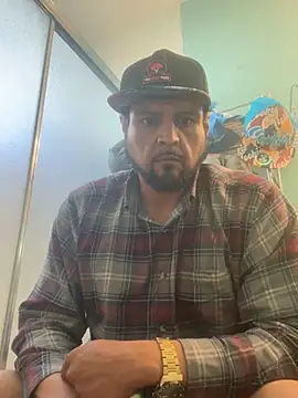 Snapshot of MrDickUdown24_7 chatting on March 2025 09:54:02 PM MrDickUdown24 7 online show from March 2025 09:54:02 PM