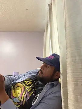 Snapshot of MrDickUdown24_7 chatting on October 2025 07:25:02 PM MrDickUdown24 7 online show from October 2025 07:25:02 PM