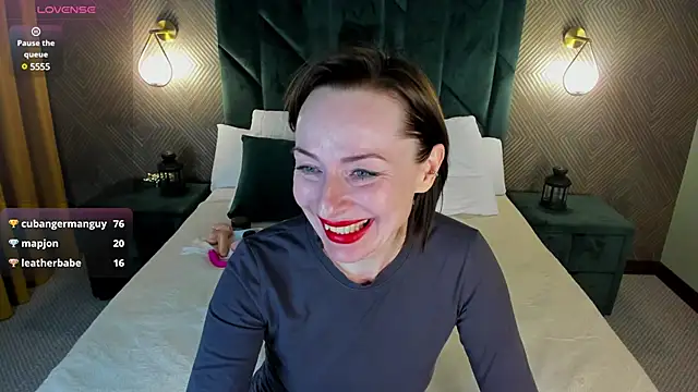 Jaqueline Richardson online show from March 2025 12:02:02 PM