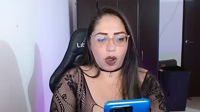 natashasmithe online show from September 2025 12:47:01 AM