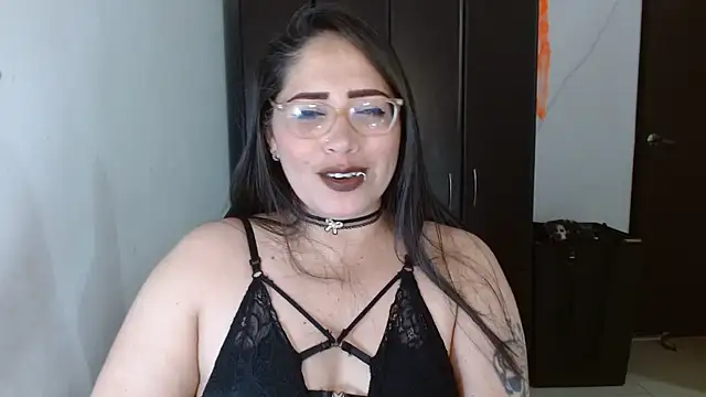 natashasmithe online show from October 2025 07:36:02 PM