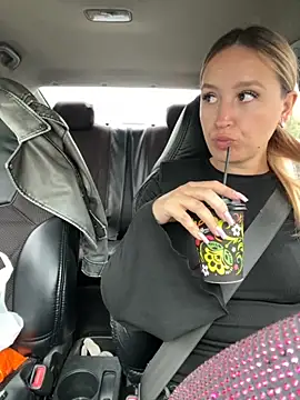 StasyWood online show from September 2025 01:29:01 AM