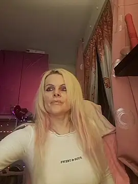 Snapshot of Angeldevilus chatting on February 2025 10:42:02 PM Angeldevilus online show from February 2025 10:42:02 PM