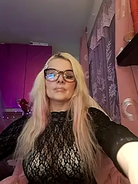 Snapshot of Angeldevilus chatting on February 2025 05:48:02 PM Angeldevilus online show from February 2025 05:48:02 PM