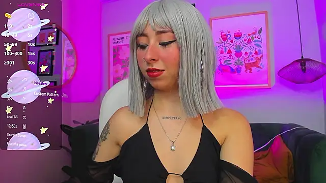 Snapshot of _cloe_martinez chatting on December 2024 06:37:01 AM cloe martinez online show from December 2024 06:37:01 AM