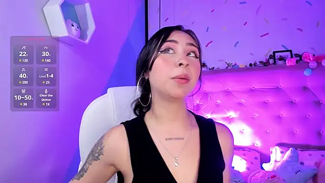 Snapshot of _cloe_martinez chatting on February 2025 11:37:02 PM cloe martinez online show from February 2025 11:37:02 PM