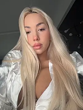 violettabunny03 online show from February 2026 03:35:01 AM