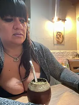 Sensualmente333 online show from May 2026 12:24:01 PM