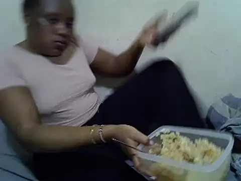 Crystal  Gee online show from December 2024 07:14:01 PM