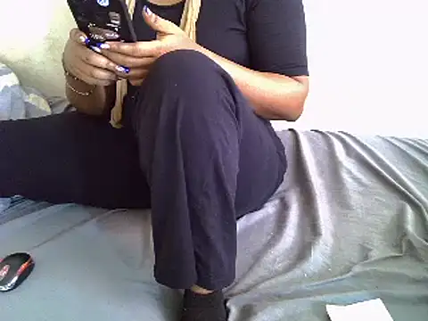 Crystal  Gee online show from March 2025 07:13:02 AM