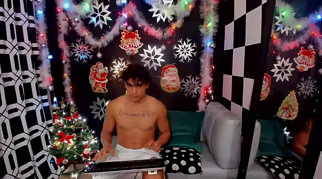 Snapshot of Brunocuttie94 chatting on January 2025 04:11:02 PM Brunocuttie94 online show from January 2025 04:11:02 PM