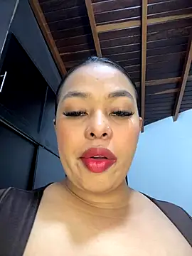 PUSHYLATE online show from October 2025 02:01:02 AM