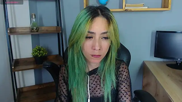 Erika Stevens online show from November 2025 12:35:01 AM