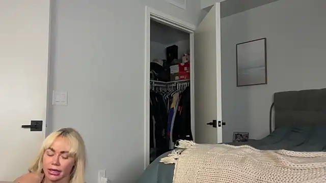 ElenaErickson online show from February 2026 01:48:01 AM