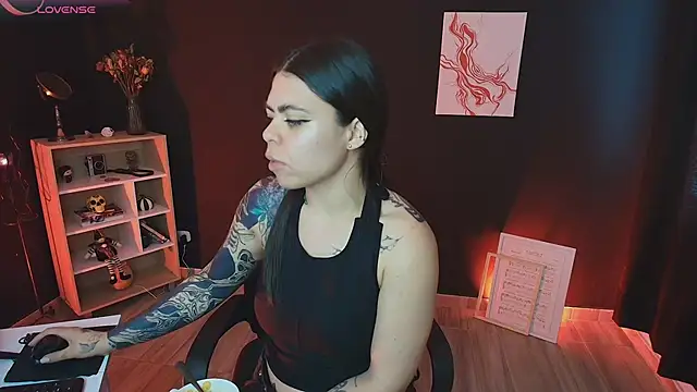 Snapshot of _WednesdayFriday_ chatting on September 2025 08:10:01 PM  WednesdayFriday  online show from September 2025 08:10:01 PM