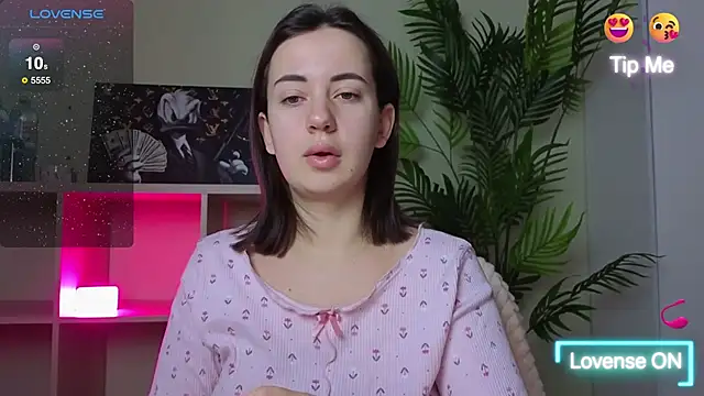 SweetieKendl online show from February 2026 10:40:01 PM