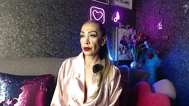 EvelinaGrey online show from January 2025 04:41:01 AM