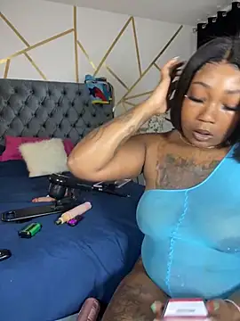 Snapshot of MakeMeCumAsia chatting on April 2026 04:14:01 PM MakeMeCumAsia online show from April 2026 04:14:01 PM