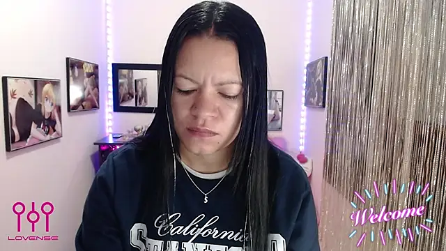 Cristal w online show from September 2025 12:41:01 PM