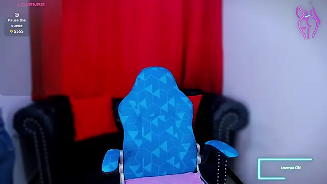 Lila Pinky online show from September 2025 12:27:02 PM