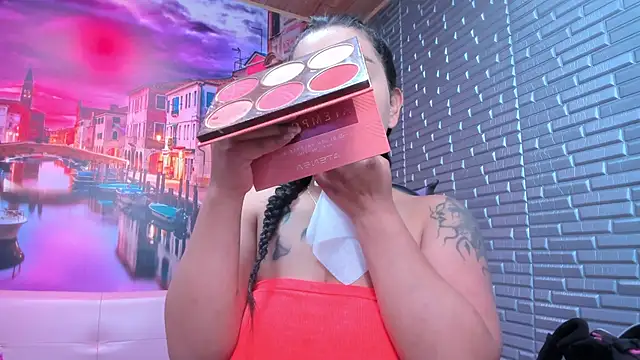 Small naughty  online show from October 2025 01:34:02 PM