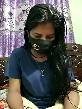 Snapshot of Anusri- chatting on February 2025 04:56:02 PM Anusri- online show from February 2025 04:56:02 PM