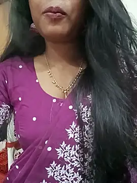 Snapshot of Anusri- chatting on July 2026 05:52:01 PM Anusri- online show from July 2026 05:52:01 PM