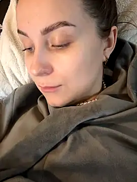 ellie ssexy online show from October 2025 08:07:01 PM