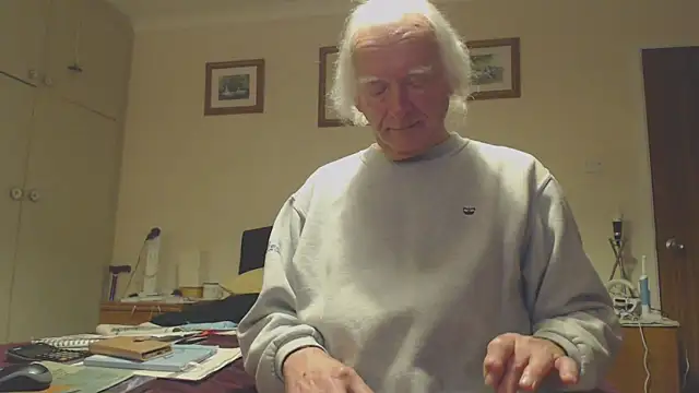 Snapshot of WaverlyKernow chatting on February 2025 03:28:02 PM WaverlyKernow online show from February 2025 03:28:02 PM