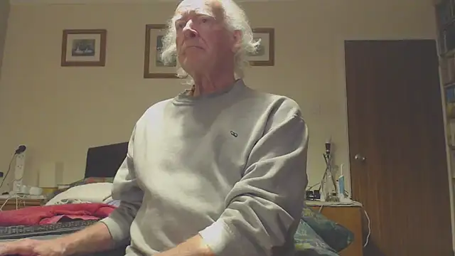 Snapshot of WaverlyKernow chatting on March 2025 07:41:01 AM WaverlyKernow online show from March 2025 07:41:01 AM