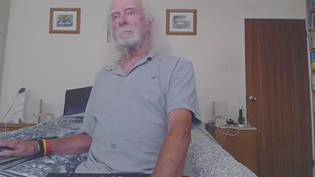 Snapshot of WaverlyKernow chatting on July 2026 03:36:02 PM WaverlyKernow online show from July 2026 03:36:02 PM