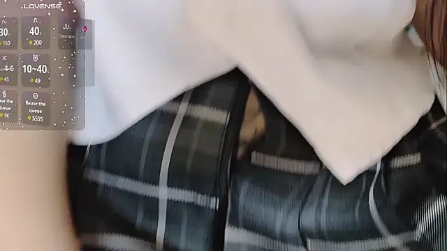 Snapshot of Ti_amo_UU chatting on February 2025 03:21:01 PM Ti amo UU online show from February 2025 03:21:01 PM