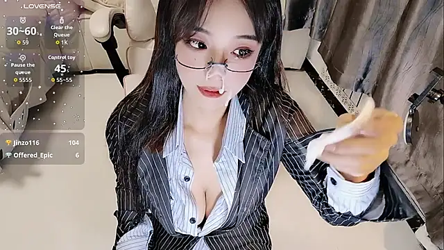 Snapshot of Ti_amo_UU chatting on September 2025 12:04:02 PM Ti amo UU online show from September 2025 12:04:02 PM