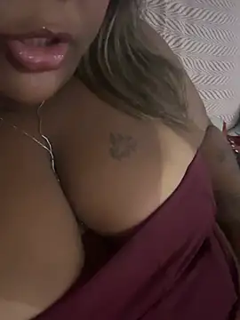 Snapshot of MedusaHot69 chatting on June 2026 04:07:02 AM MedusaHot69 online show from June 2026 04:07:02 AM