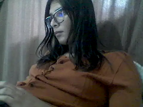 Snapshot of mariy_ chatting on June 2026 06:45:01 PM mariy online show from June 2026 06:45:01 PM