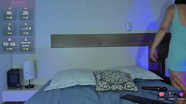 Snapshot of _fullmoon chatting on January 2025 12:57:02 AM fullmoon online show from January 2025 12:57:02 AM