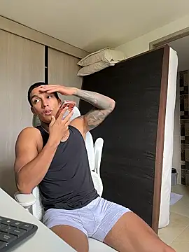 Snapshot of sendfer chatting on January 2026 07:05:02 PM sendfer online show from January 2026 07:05:02 PM