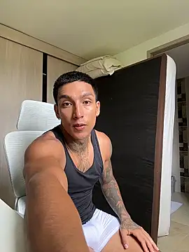 Snapshot of sendfer chatting on February 2026 06:58:01 PM sendfer online show from February 2026 06:58:01 PM